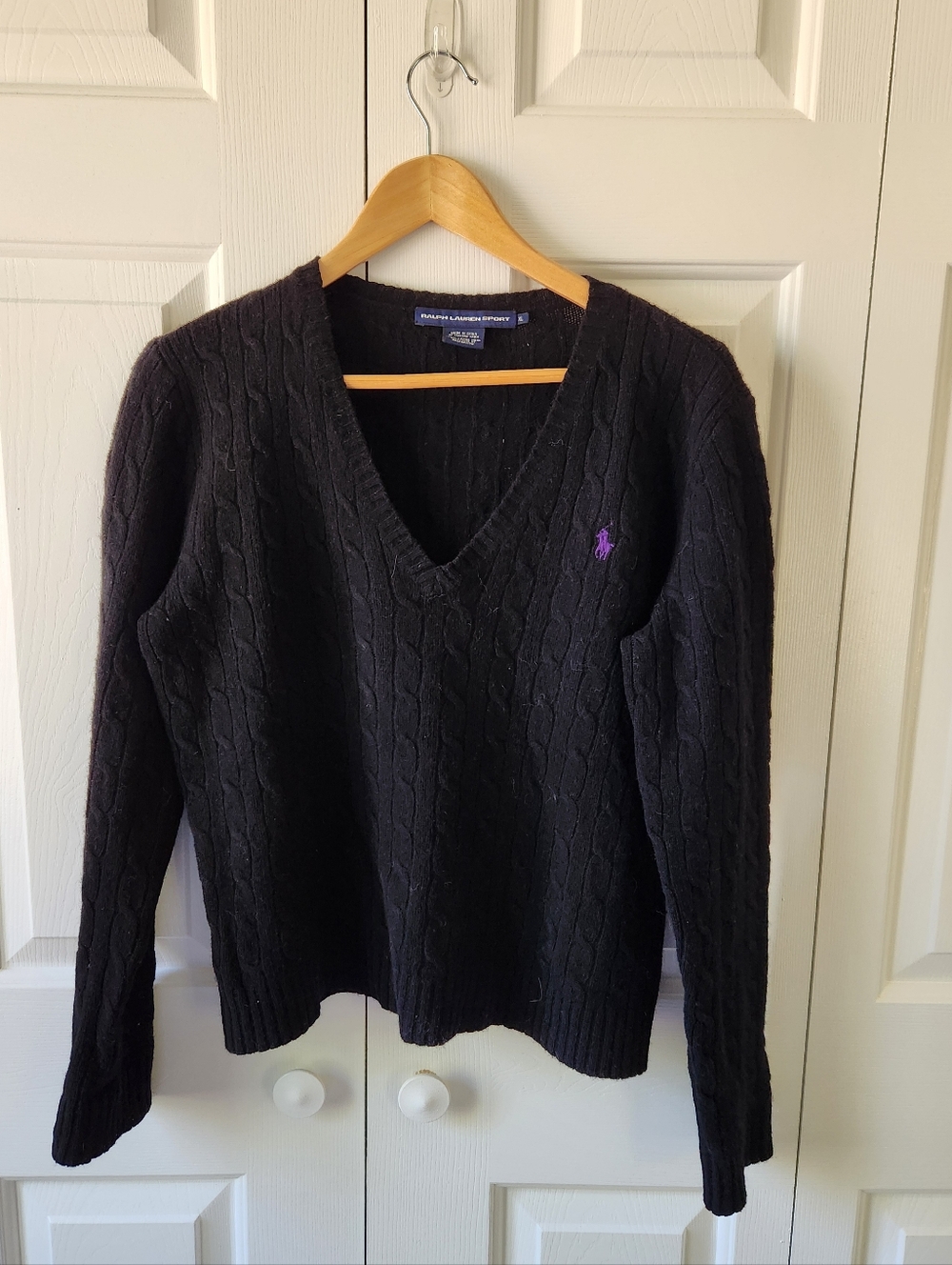 Vintage Ralph Lauren Black Cable Knit V-Neck 100% Lambs Wool Sweater Purple Pony